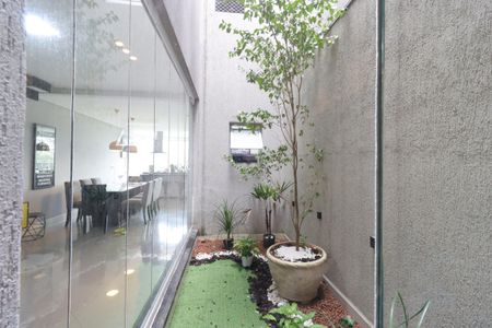 Apartamento à venda com 240m², 3 quartos e 4 vagasSala - Jardim de Inverno