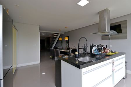 Apartamento à venda com 240m², 3 quartos e 4 vagasCozinha