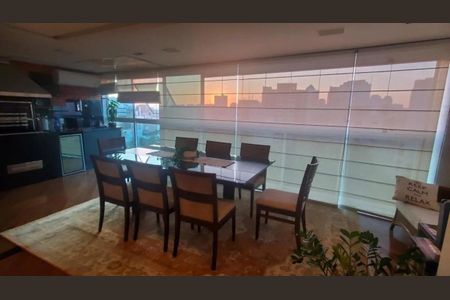 Apartamento à venda com 207m², 2 quartos e 4 vagas Apartamento à venda com 207m², 2 quartos e 4 vagasFoto 03