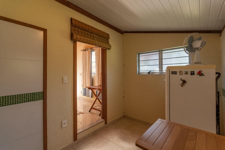 Casa à venda com 2050m², 2 quartos e 3 vagasCozinha - Casa 2