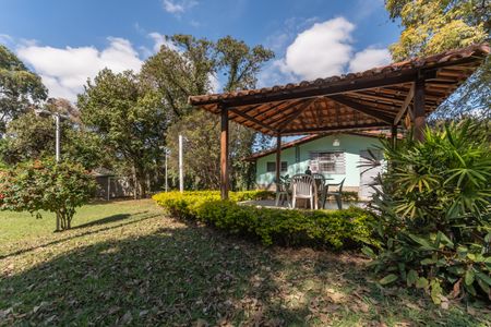 Casa à venda com 2050m², 2 quartos e 3 vagasÁrea Externa - Quintal