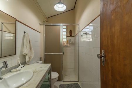 Casa à venda com 2050m², 2 quartos e 3 vagasBanheiro Social - Casa 1