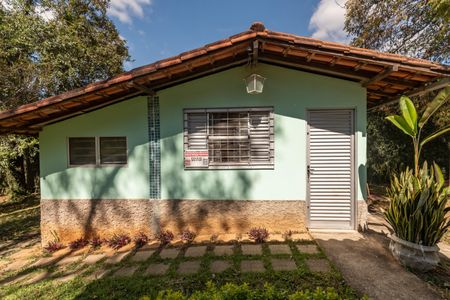 Casa à venda com 2050m², 2 quartos e 3 vagasEntrada - Casa 2