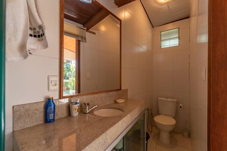 Casa à venda com 2050m², 2 quartos e 3 vagasBanheiro - Casa 2