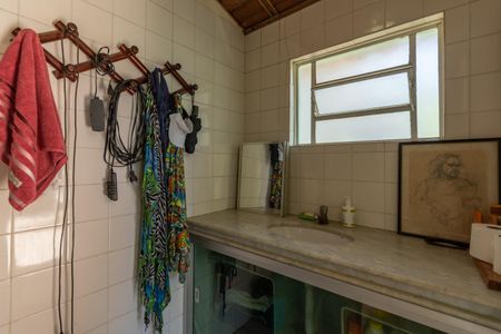 Casa à venda com 2050m², 2 quartos e 3 vagasBanheiro - Área Gourmet