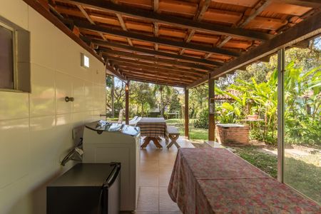 Casa à venda com 2050m², 2 quartos e 3 vagasLavanderia