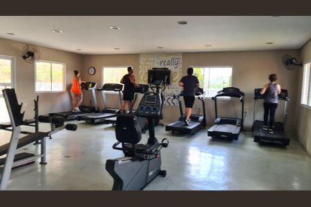 Apartamento para alugar com 71m², 2 quartos e 2 vagasÁrea comum - Academia