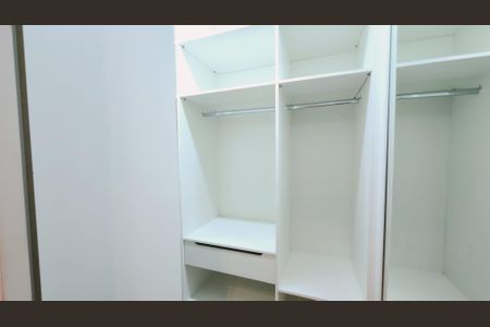 Apartamento para alugar com 71m², 2 quartos e 2 vagasQuarto Suíte