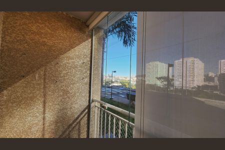 Apartamento para alugar com 71m², 2 quartos e 2 vagasVaranda