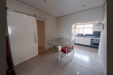 Casa à venda com 280m², 3 quartos e 5 vagasFoto 11