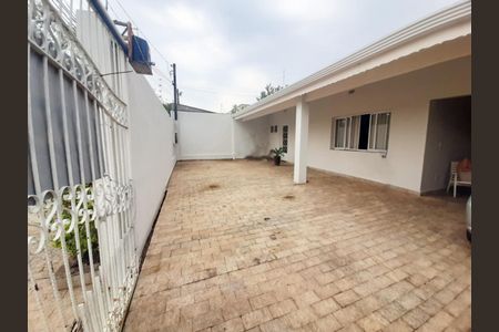 Casa à venda com 280m², 3 quartos e 5 vagasFoto 04