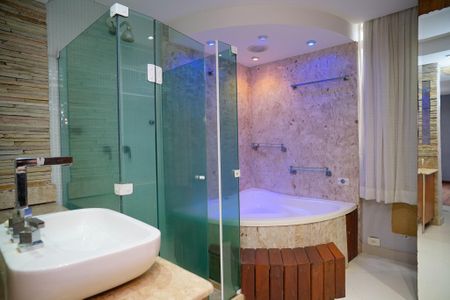 Apartamento para alugar com 59m², 1 quarto e 1 vaga Apartamento para alugar com 59m², 1 quarto e 1 vagaBanheiro da Suíte