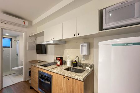 Studio para alugar com 25m², 1 quarto e sem vaga Studio para alugar com 25m², 1 quarto e sem vagaStudio