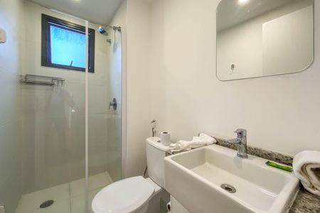 Studio para alugar com 25m², 1 quarto e sem vaga Studio para alugar com 25m², 1 quarto e sem vagaBanheiro