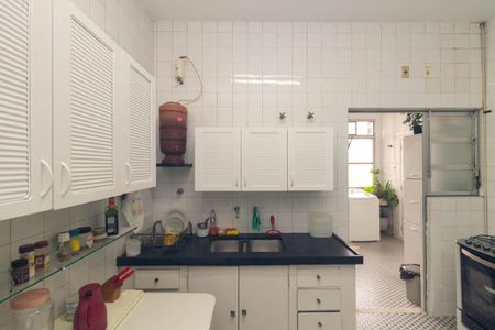 Apartamento à venda com 140m², 2 quartos e 1 vagaCozinha