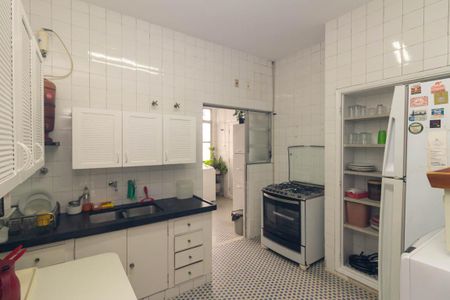 Apartamento à venda com 140m², 2 quartos e 1 vagaCozinha