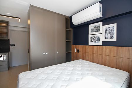 Studio para alugar com 32m², 1 quarto e 1 vaga Studio para alugar com 32m², 1 quarto e 1 vagaStudio