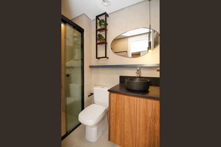 Studio para alugar com 32m², 1 quarto e 1 vaga Studio para alugar com 32m², 1 quarto e 1 vagaBanheiro