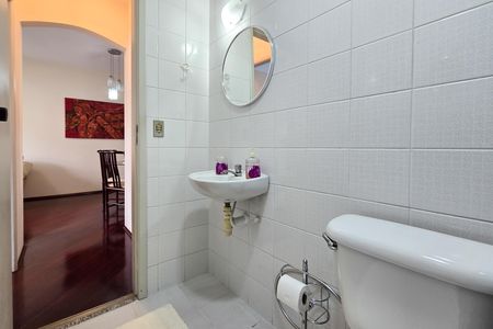 Apartamento à venda com 70m², 2 quartos e 1 vagaBanheiro Social