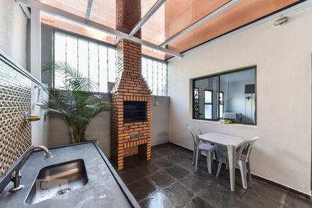 Apartamento à venda com 70m², 2 quartos e 1 vagaÁrea comum - Churrasqueira
