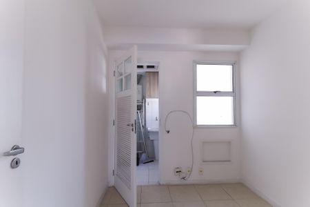 Apartamento à venda com 68m², 3 quartos e 1 vaga Apartamento à venda com 68m², 3 quartos e 1 vagaQuarto de Serviço