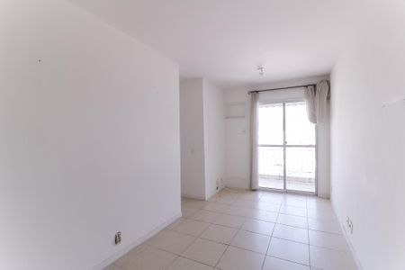 Apartamento à venda com 68m², 3 quartos e 1 vaga Apartamento à venda com 68m², 3 quartos e 1 vagaSala