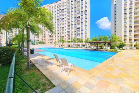 Apartamento à venda com 68m², 3 quartos e 1 vaga Apartamento à venda com 68m², 3 quartos e 1 vagaÁrea comum - Piscina