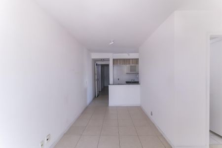 Apartamento à venda com 68m², 3 quartos e 1 vaga Apartamento à venda com 68m², 3 quartos e 1 vagaSala