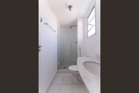 Apartamento à venda com 68m², 3 quartos e 1 vaga Apartamento à venda com 68m², 3 quartos e 1 vagaBanheiro da Suíte