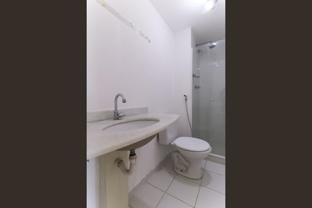Apartamento à venda com 68m², 3 quartos e 1 vaga Apartamento à venda com 68m², 3 quartos e 1 vagaBanheiro Social