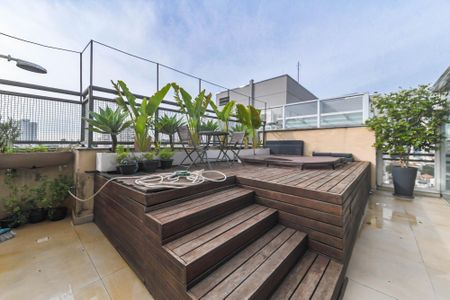 Apartamento à venda com 251m², 3 quartos e 4 vagas Apartamento à venda com 251m², 3 quartos e 4 vagasHidromassagem