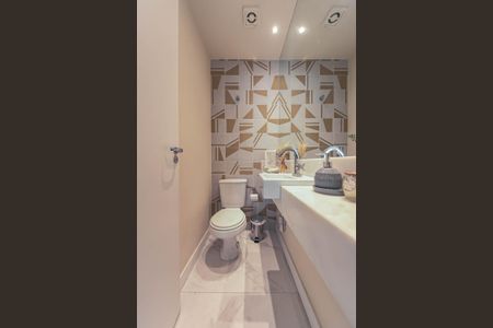 Apartamento à venda com 251m², 3 quartos e 4 vagas Apartamento à venda com 251m², 3 quartos e 4 vagasLavabo