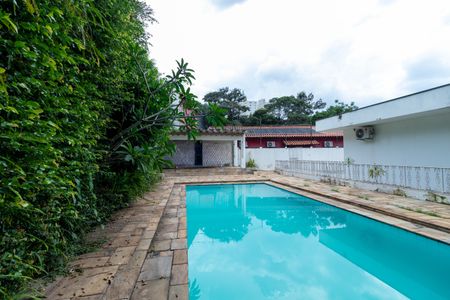 Casa para alugar com 436m², 4 quartos e 4 vagasÁrea comum