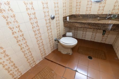 Casa para alugar com 436m², 4 quartos e 4 vagasBanheiro de Serviço