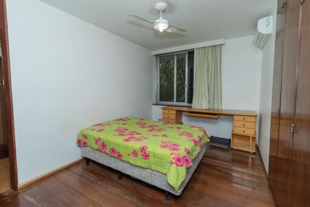 Casa para alugar com 436m², 4 quartos e 4 vagasSuíte 1