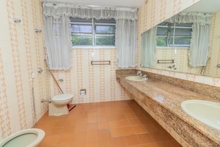 Casa para alugar com 436m², 4 quartos e 4 vagasBanheiro da Suíte 3