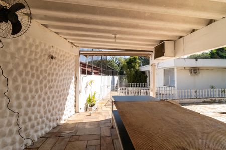 Casa à venda com 436m², 4 quartos e 4 vagasÁrea comum - Churrasqueira