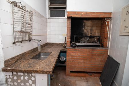 Casa para alugar com 436m², 4 quartos e 4 vagasChurrasqueira