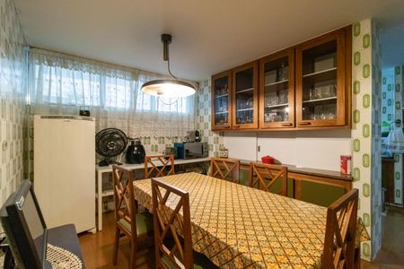 Casa à venda com 436m², 4 quartos e 4 vagasCopa