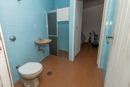 Casa para alugar com 436m², 4 quartos e 4 vagasBanheiro Externo 2