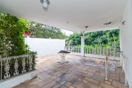 Casa para alugar com 436m², 4 quartos e 4 vagasQuintal