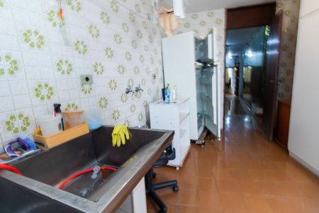 Casa para alugar com 436m², 4 quartos e 4 vagasÁrea de Serviço