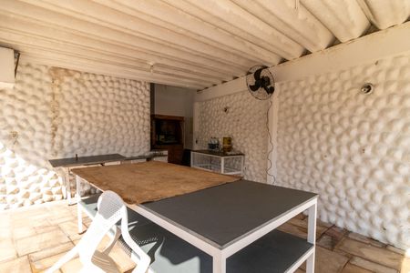 Casa à venda com 436m², 4 quartos e 4 vagasÁrea comum - Churrasqueira