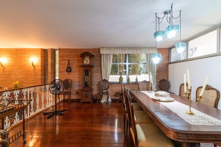 Casa à venda com 436m², 4 quartos e 4 vagasSala de Jantar