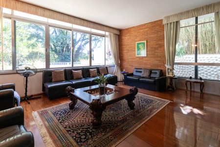 Casa à venda com 436m², 4 quartos e 4 vagasSala 2