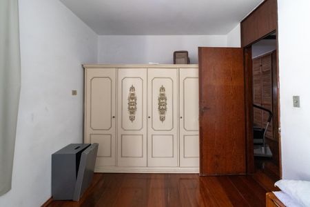 Casa à venda com 436m², 4 quartos e 4 vagasQuarto