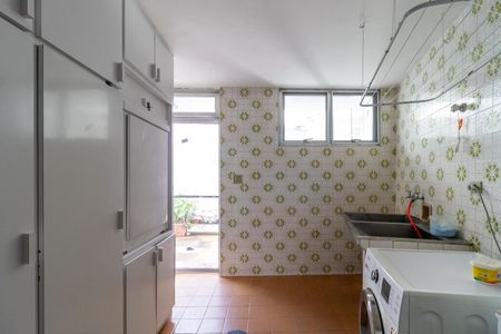 Casa à venda com 436m², 4 quartos e 4 vagasÁrea de Serviço