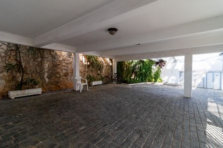 Casa à venda com 436m², 4 quartos e 4 vagasGaragem