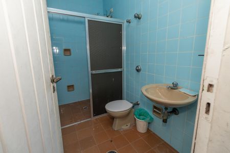 Casa para alugar com 436m², 4 quartos e 4 vagasBanheiro Externo 1