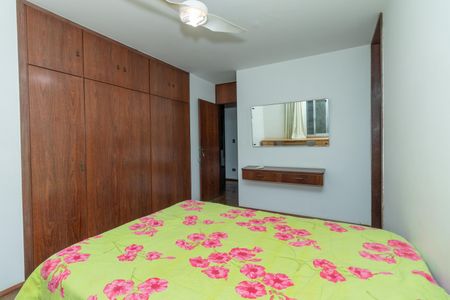 Casa para alugar com 436m², 4 quartos e 4 vagasSuíte 1